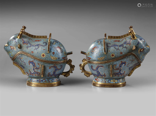 A PAIR OF CHINESE CLOISONNE INCENSE BURNERS, QING DYNASTY (1...