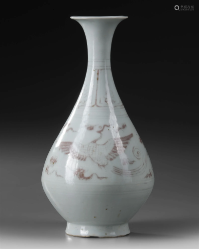 A CHINESE VASE, YUAN DYNASTY, 13TH-14TH CENTURY