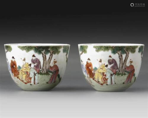 TWO CHINESE TEACUPS, 20TH CENTURY