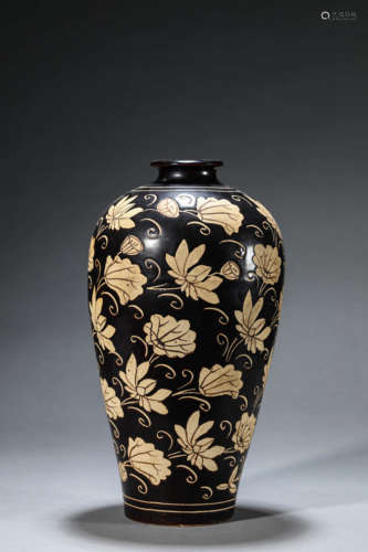 Cizhou Kiln Sgraffito Meiping Vase