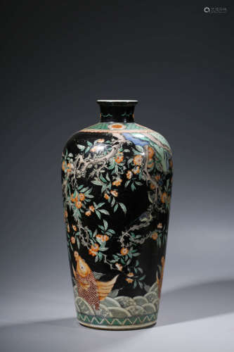 Black-Ground Wucai Glaze Flower and Bird Vase