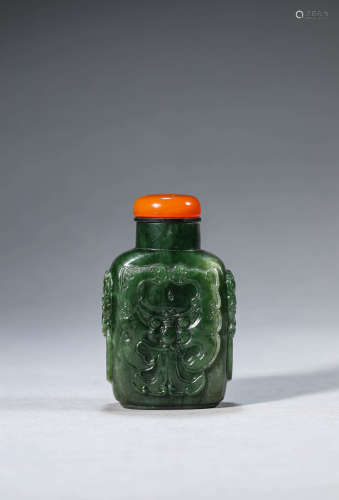 Spinach-Green Jade Beast-Face Snuff Bottle