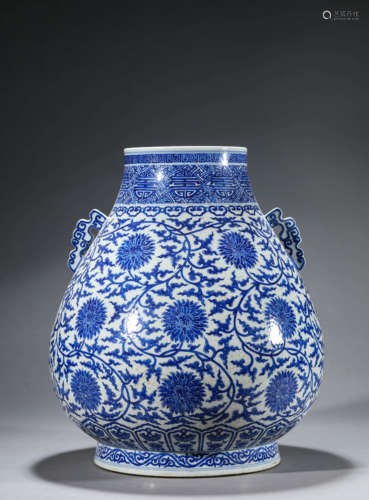 Blue and White Interlocking Lotus Deer-Head Zun