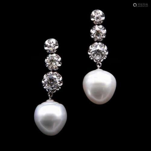 White gold earrings with diamonds and Australian pearls
