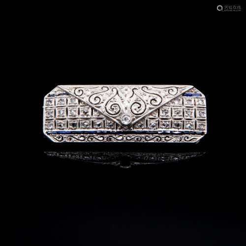 Brooch made of platinum, diamonds and sapphires