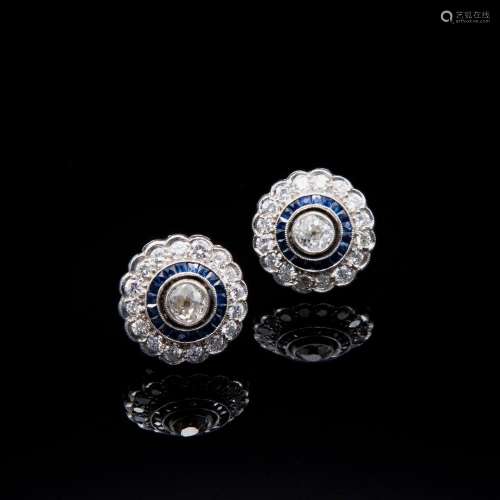 White gold earrings, with sapphires and diamonds