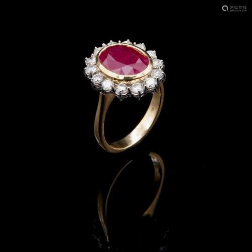 Yellow and white gold ring, with diamonds and large ruby