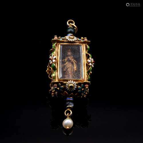 Antique gold pendant with enamels and rock crystal