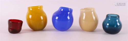 Five different colored hand-blown vases, design: Bernard Hee...