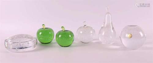 A clear glass object 'Apple' and 'Pear', Sie...