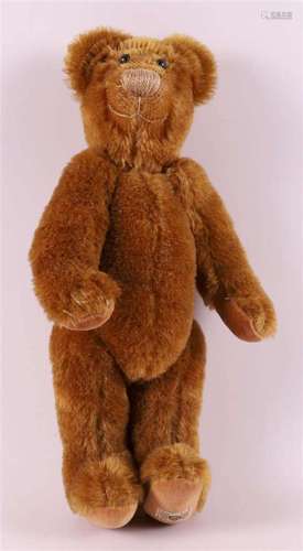 A plush teddy bear, England, House of Nisbet, 1990