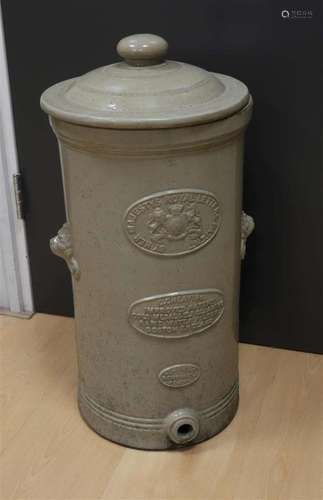 A gray stoneware water filter, England ca. 1900.