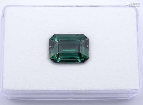 EDELSTEIN 12,84 CT, IM SMARAGDSCHLIFF FAC., LEICHT BLAUSTICH...