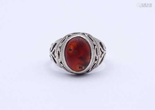 SILBER RING MIT BERNSTEIN CABOCHON, 5,9G.