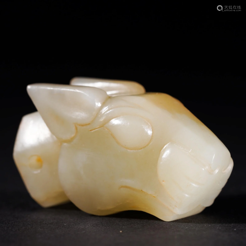 A Chinese Carved White Jade Beast Decoration Han Dyn.