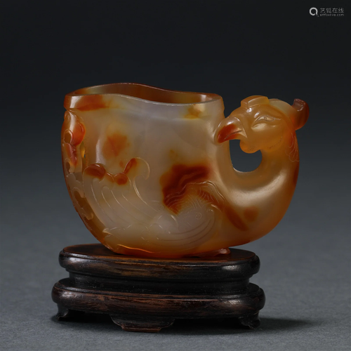 A Chinese Carved Agate Cup Liao Dyn.