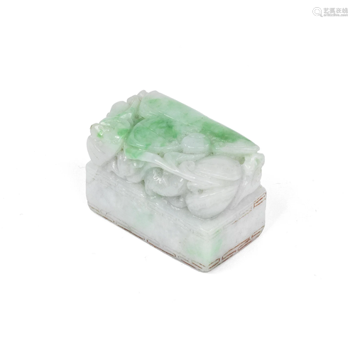 A JADEITE SEAL Early 20th century (2)