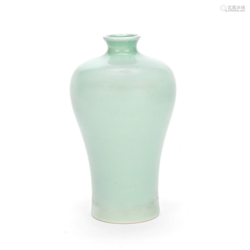 A CELADON-GLAZED BALUSTER VASE, MEIPING 19th century