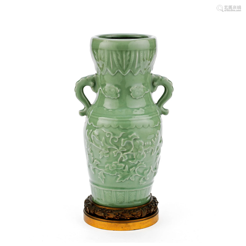 A CELADON VASE WITH GILT BRONZE MOUNT Qing Dynasty (2)