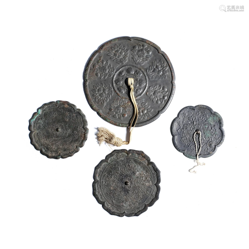 FOUR LOBED BRONZE MIRRORS Tang to Song/Yuan Dynasty (4)