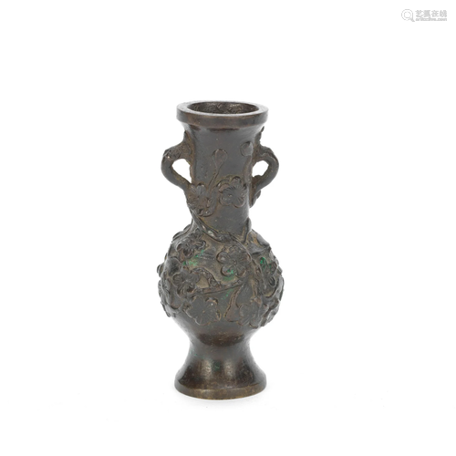 A BRONZE INCENSE-TOOL VASE 17th century