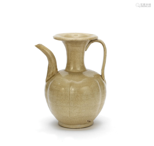 A CREAM-GLAZED LOBED EWER Song Dynasty