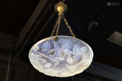 CORELLA - FRANCE Art Deco-luster met coupe in opalescerend k...