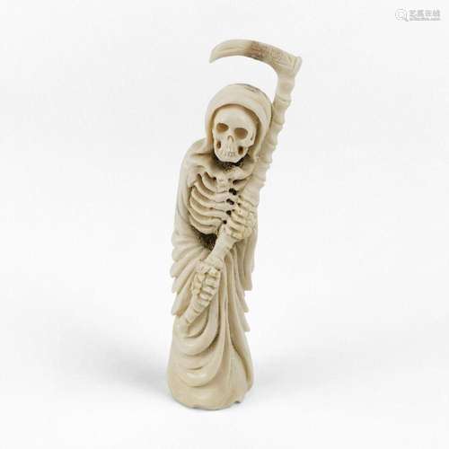 Allégorie de la Mort, memento mori Os sculpté, H 10 cm