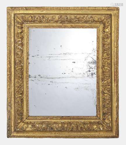 Miroir dans un cadre du XVIIe s Bois sculpté et doré, 82x96 ...