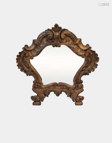 Miroir mouvementé, Italie, XIXe s Bois sculpté et doré, 46x4...