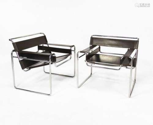 Paire de fauteuils Wassily par Marcel Breuer Métal chromé et...