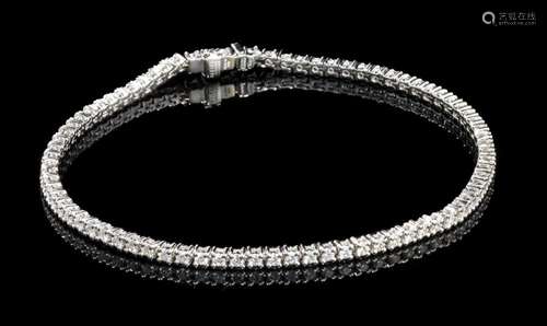 Alfieri et St John, bracelet tennis serti de diamants (env. ...