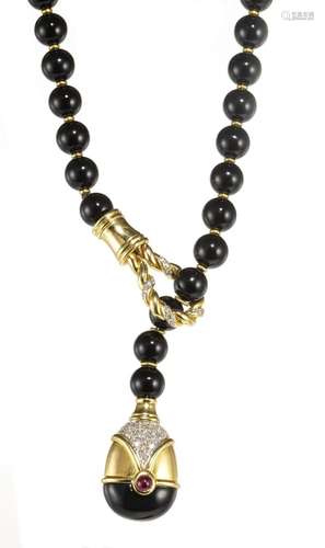 Antonini, collier composé de perles d'onyx Retenant un m...