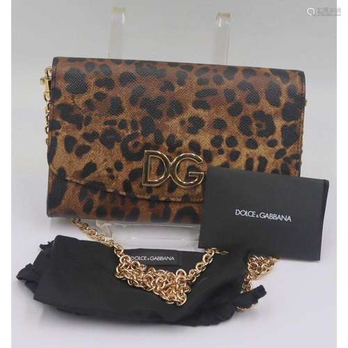 COUTURE. Dolce & Gabbana Leopard Print Clutch.