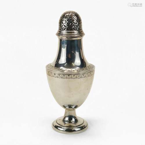 Saupoudoir balustre de style XVIIIe s Jezler, argent 800, H ...