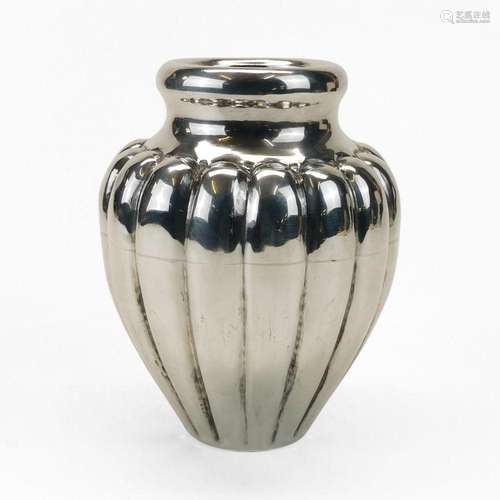 Vase godronné Argent 925, H 16 cm, 310 g