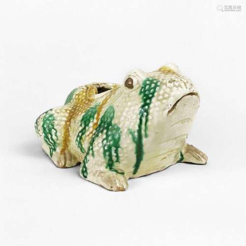 Grenouille, Chine, XIXe s Céramique émaillée sancai, L 22 cm...