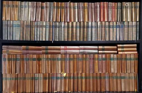 PLEIADE. Ensemble de 200 volumes de la collection La Pleiade...