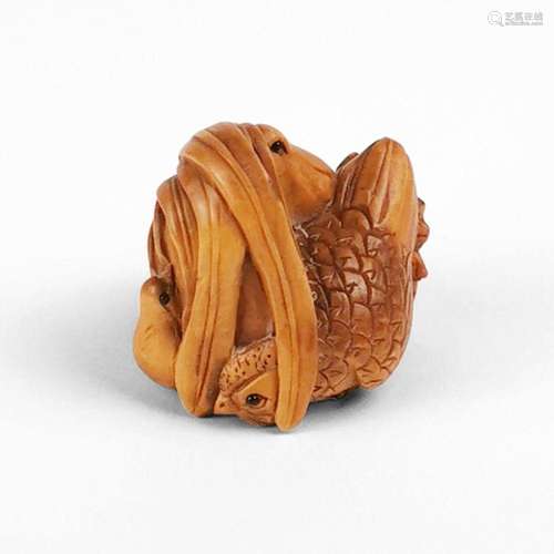 Netsuke figurant un coq, une poule et deux poussins, Japon, ...