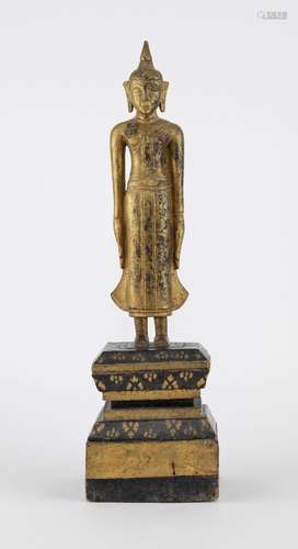 Bouddha, Thaïlande, période Ayudhya Bois sculpté et doré, H ...