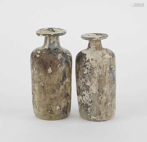 Deux flacons cylindriques, Empire romain, IIe-IIIe s ap. J.-...