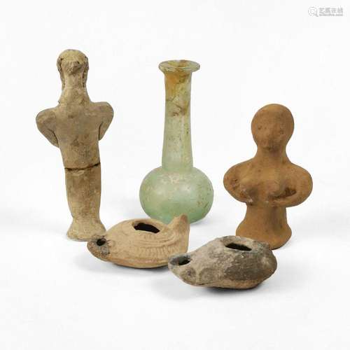 Collection d'objets, dans le style Antique Terre cuite, ...