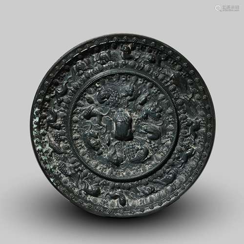 CHINESE TANG DYNASTY BRONZE MIRROR