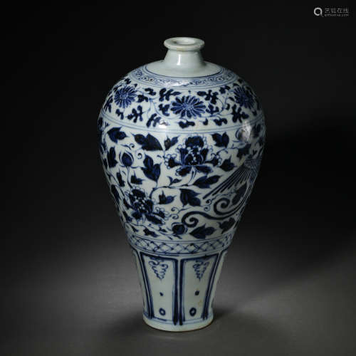 CHINESE QING DYNASTY BLUE AND WHITE PLUM VASE