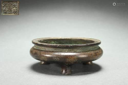Chinese LI-shaped Censer, Xuande Reign Period, Ming Dynasty明...