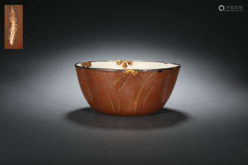 Ding Kiln Bowl with Applique Design定窑贴花钵