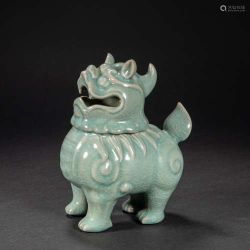 CHINESE RU WARE LION, SONG DYNASTY