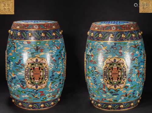 CHINESE CLOISONNÉ SITS ON A PAIR OF PIERS, QING DYNASTY