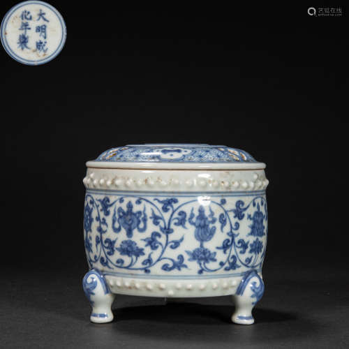 CHINESE BLUE AND WHITE AROMA STOVE, MING DYNASTY