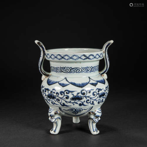 CHINESE BLUE AND WHITE INCENSE BURNER, YUAN DYNASTY